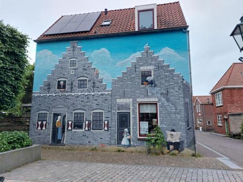Amsterdam-Brugge 28 May-7 June 2023
