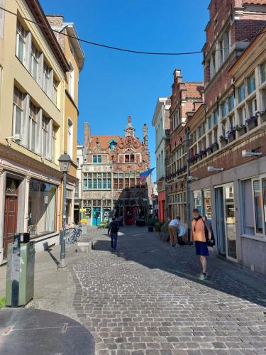 Amsterdam-Brugge 28 May-7 June 2023