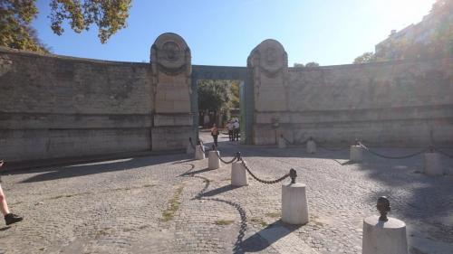 Along the Seine
