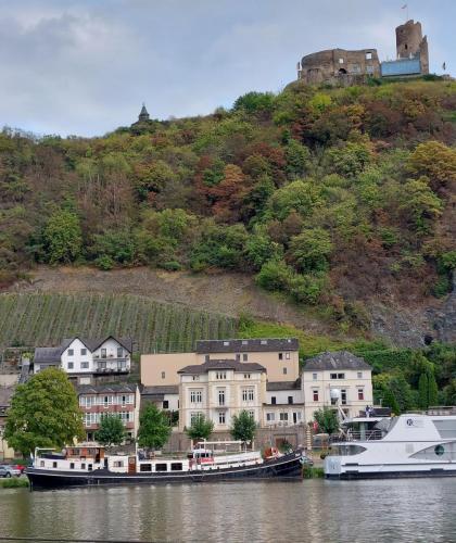Mosel-11-18-sept-22-37
