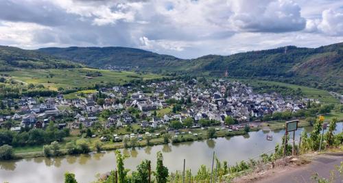 Mosel-11-18-sept-22-42
