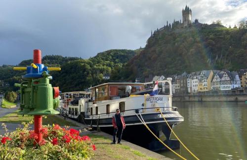 Mosel-11-18-sept-22-87